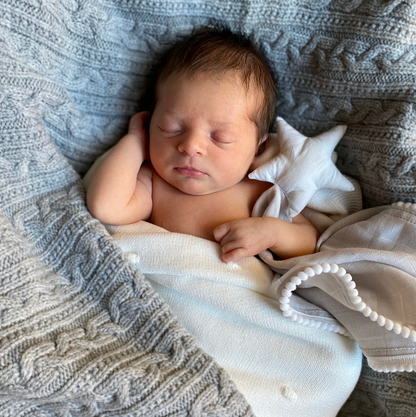 Baby Decke aus Merinowolle hellgrau