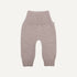 Babyhose Frido camel aus Merinowolle mit breitem Bündchen 