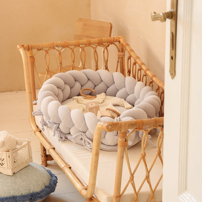 2 in 1 Babynest &amp; Bettschlange Samt hellgrau