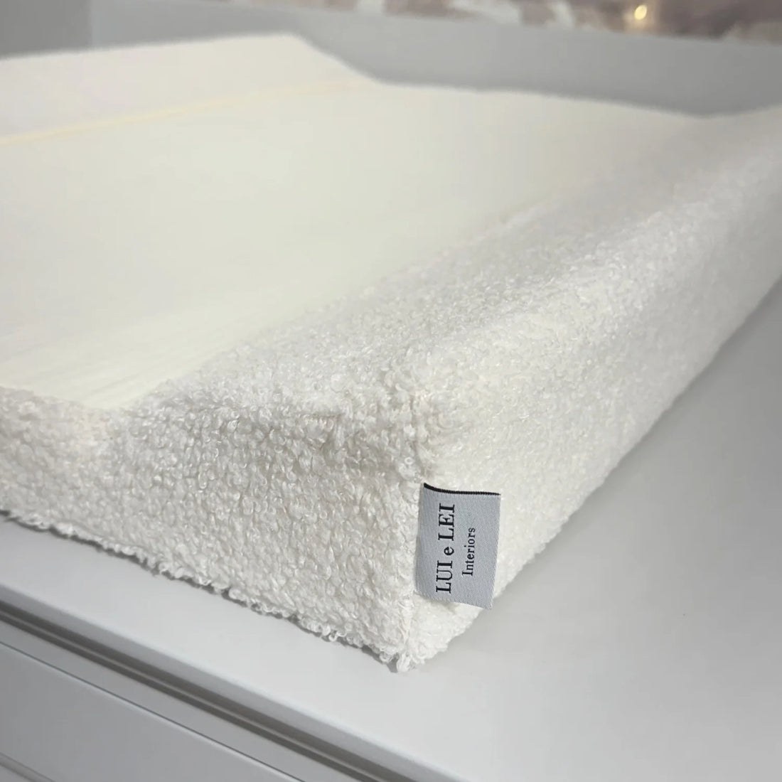 Lui e Lei Wickelauflage aus Bio-Baumwolle und Boucle in Vanile
