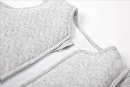 Schlafsack "Chevron Light Grey" mit abnehmbaren Ärmeln
